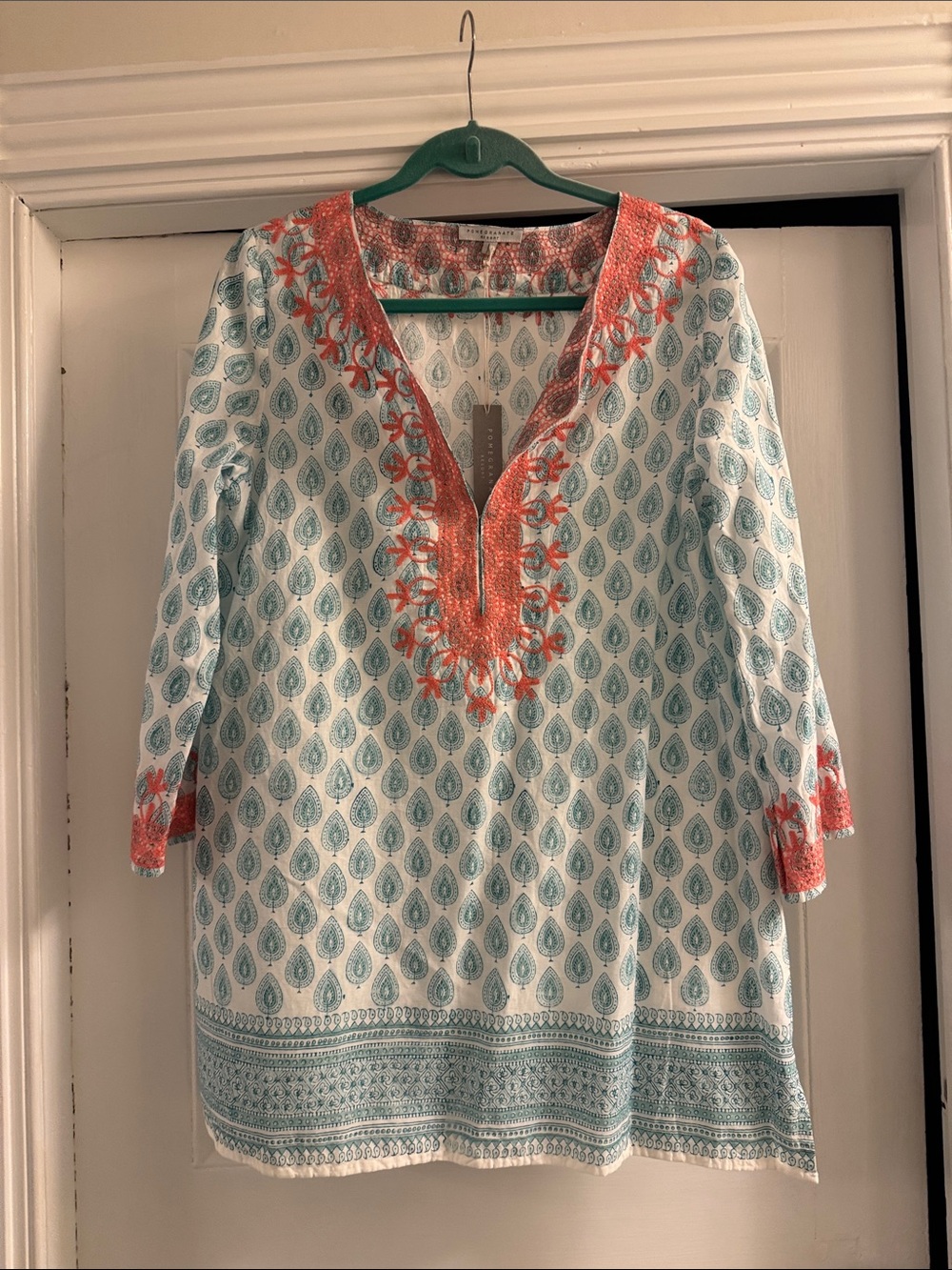 Pomegranate Embroidered V-Neck Tunic in Aqua & Coral NWT size large